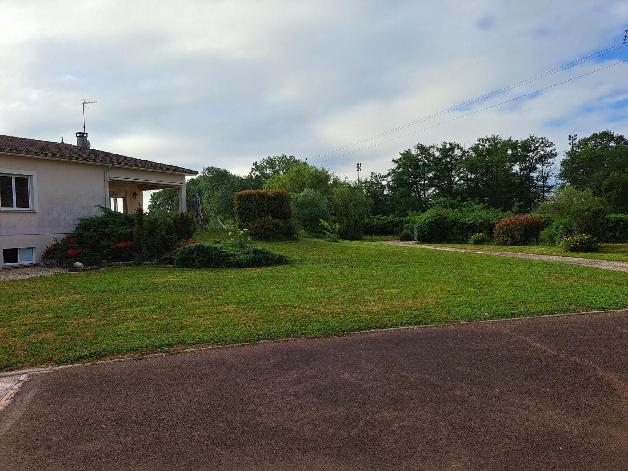 Saint-Medard-de-Guizieres A La Source 빌라 외부 사진